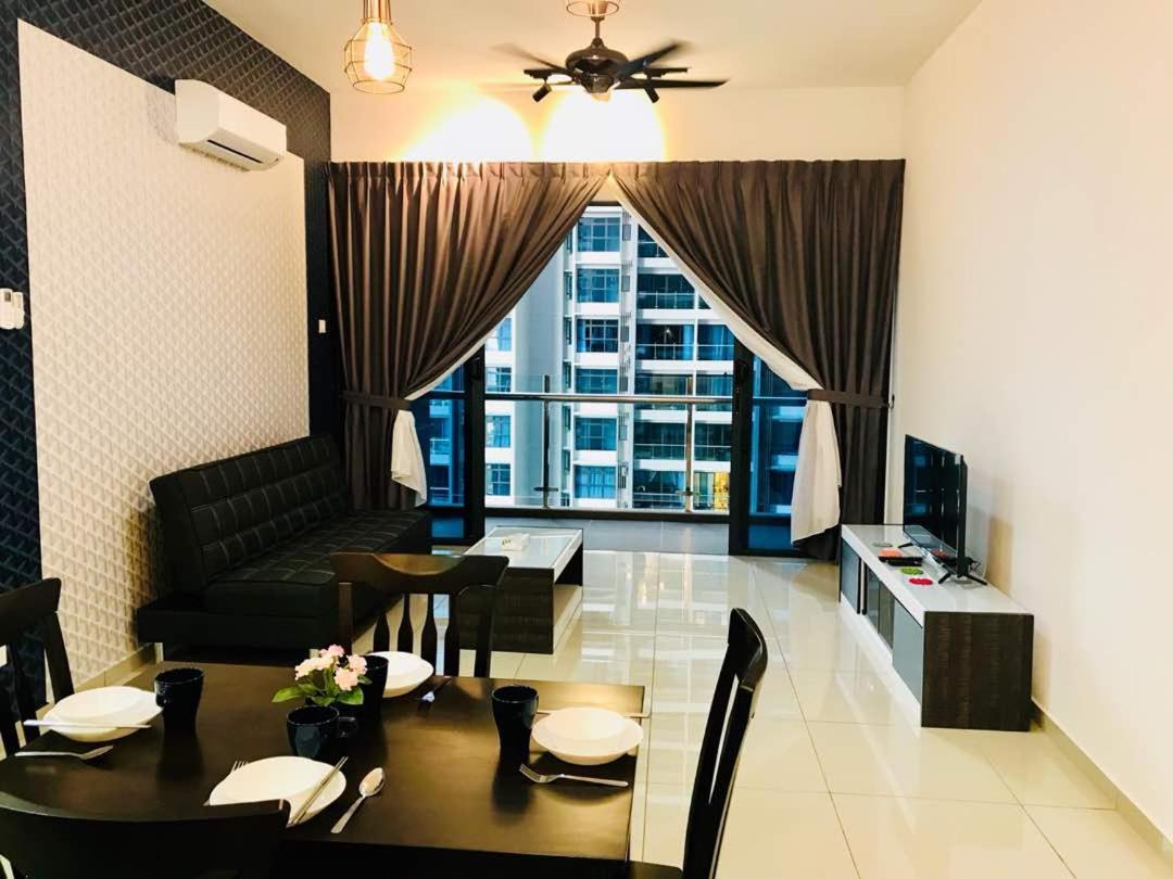 Atlantis Apple Home Melaka Townarea Esterno foto
